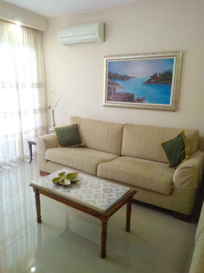 Apartamento Maria'S Garden House Flogita Exterior foto